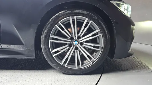 BMW 3 Series (G20) 320i M 2020 21