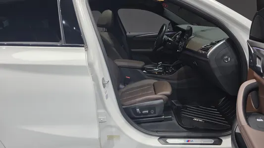 BMW X4 (G02) xDrive20i M 2023 26