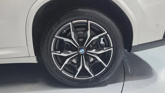 BMW X4 (G02) xDrive20i M 2023 21