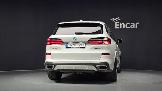 BMW X5 (G05) xDrive 40i M 2026 4