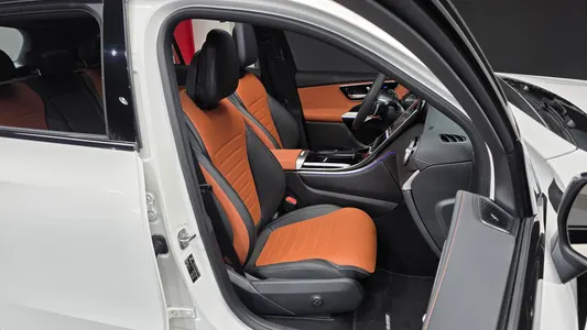 Mercedes-Benz GLC-Class X254 GLC300 4MATIC AMG Line 2026 26