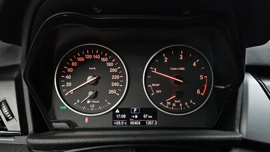BMW 2 Series Tourer (F45) 2016 7
