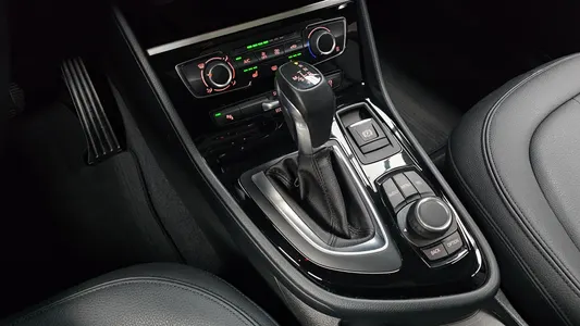 BMW 2 Series Tourer (F45) 2016 8