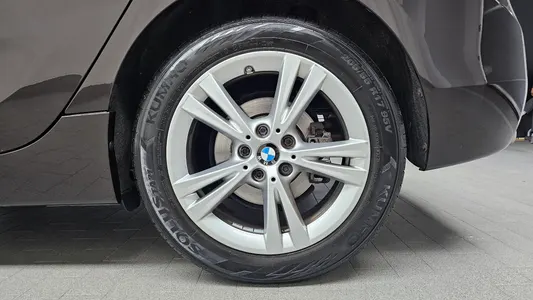 BMW 2 Series Tourer (F45) 2016 21