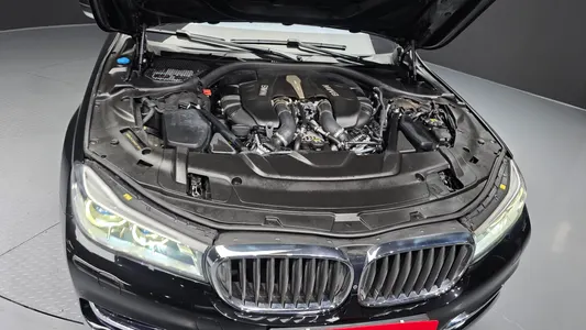 BMW 7 Series (G11) 750Li xDrive 2016 6