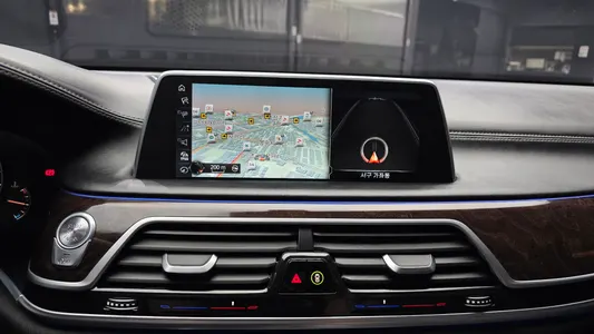 BMW 7 Series (G11) 750Li xDrive 2016 14