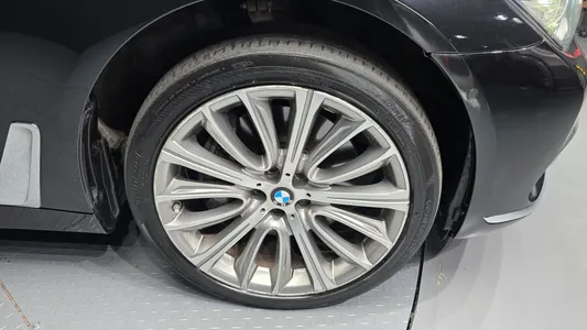 BMW 7 Series (G11) 750Li xDrive 2016 21