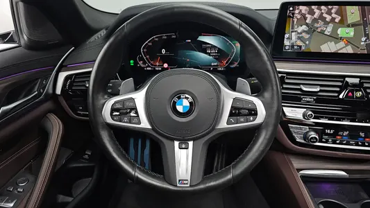 BMW 5 Series (G30) 530i M 2020 12