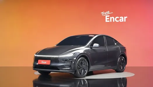 Tesla Y AWD 2026