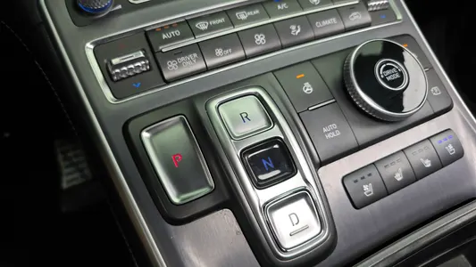 Hyundai 싼타페 HEV 1.6 2WD 2023 9