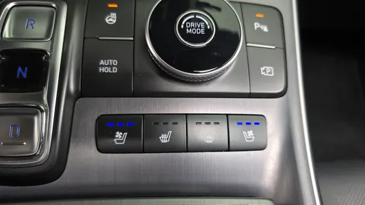 Hyundai 싼타페 HEV 1.6 2WD 2023 31