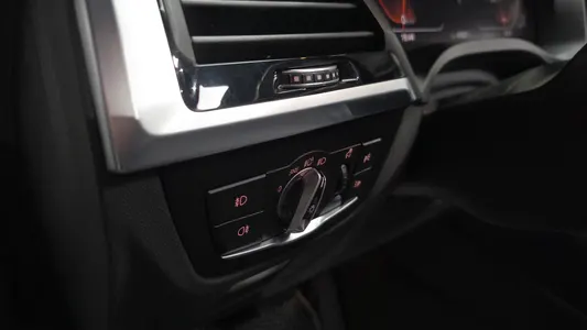 BMW X4 (G02) xDrive20i xLine 2021 40