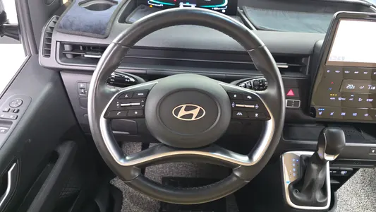Hyundai Staria HEV 1.6 5 2024 14