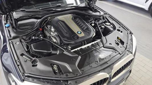 BMW 5 Series (G30) M550d xDrive 2018 6