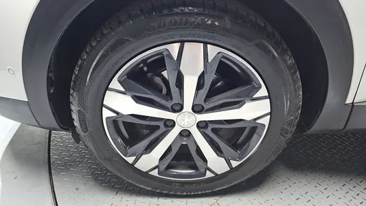 Peugeot 3008 2 1.2 Pure Tech GT 2022 5
