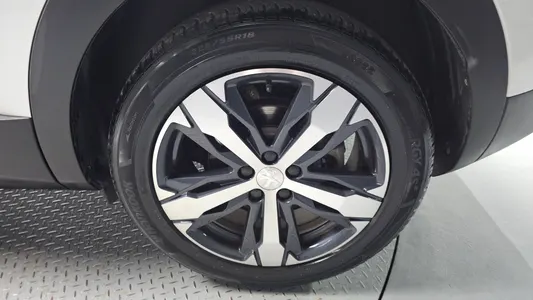 Peugeot 3008 2 1.2 Pure Tech GT 2022 22