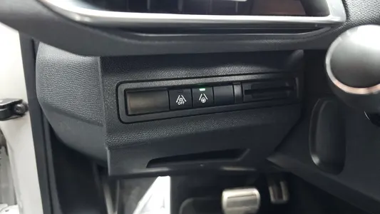 Peugeot 3008 2 1.2 Pure Tech GT 2022 32
