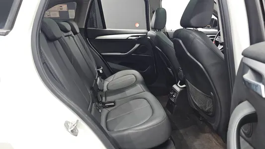 BMW X1 (F48) xDrive 20d 2018 10