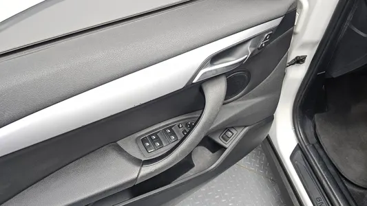 BMW X1 (F48) xDrive 20d 2018 12