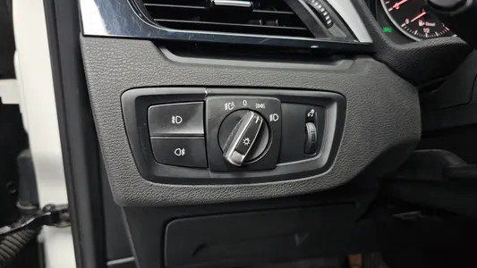 BMW X1 (F48) xDrive 20d 2018 13