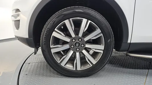 Land Rover 디스커버리 스포츠 2.0 TD4 HSE 2016 4