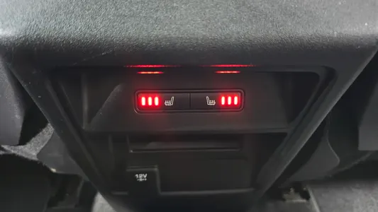 Land Rover 디스커버리 스포츠 2.0 TD4 HSE 2016 30