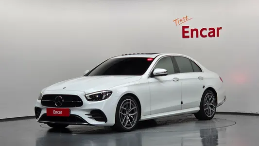 Mercedes-Benz E-Class W213 E220d 4MATIC AMG Line 2021