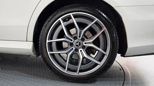 Mercedes-Benz E-Class W213 E220d 4MATIC AMG Line 2021 21