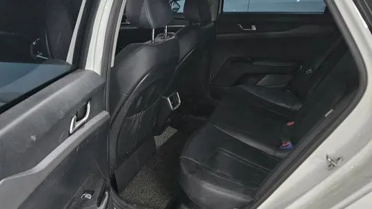 Kia K5 3 2022 10