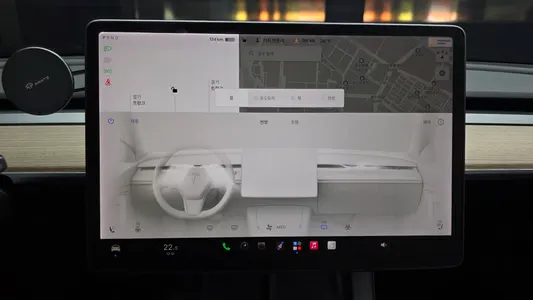 Tesla Y AWD 2021 15
