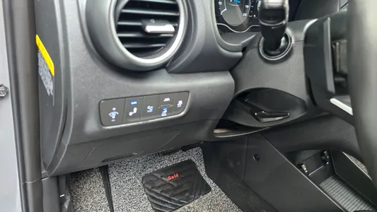 Hyundai 코나 일렉트릭 2019 28