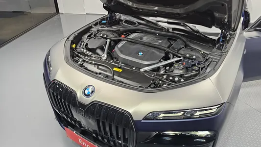 BMW 7 Series (G70) 750e xDrive M 2024 6