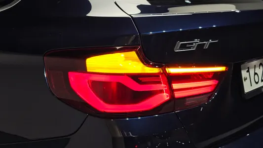 BMW 3 Series GT (F34) GT 320d 2020 23