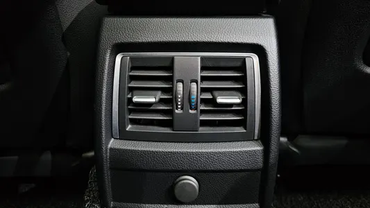 BMW 3 Series GT (F34) GT 320d 2020 32
