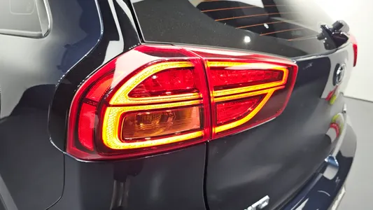 Kia 니로 1.6 HEV 2019 23