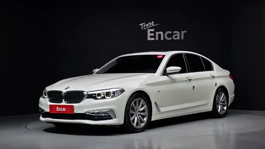 BMW 5 Series (G30) 520i 2018