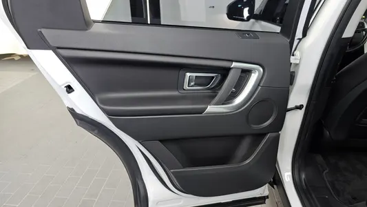 Land Rover 디스커버리 스포츠 2.0 TD4 SE (150) 2018 25
