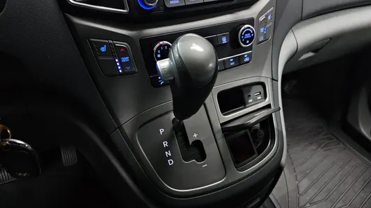 Hyundai 그랜드 스타렉스 LPi 2020 9