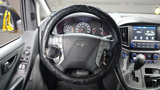 Hyundai 그랜드 스타렉스 LPi 2020 13