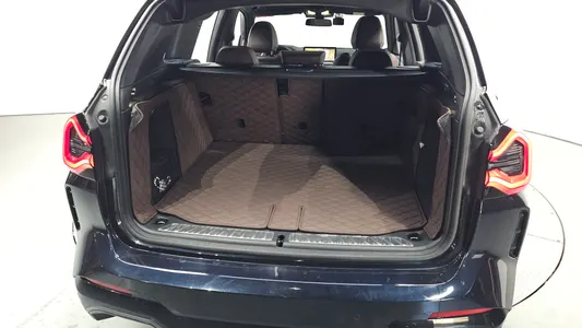 BMW iX3 M 2023 35