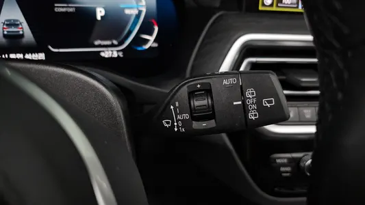 BMW iX3 M 2023 27