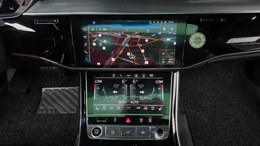 Audi A8 (D5) 60 TFSI LWB 2021 13