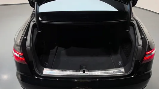Audi A8 (D5) 60 TFSI LWB 2021 19