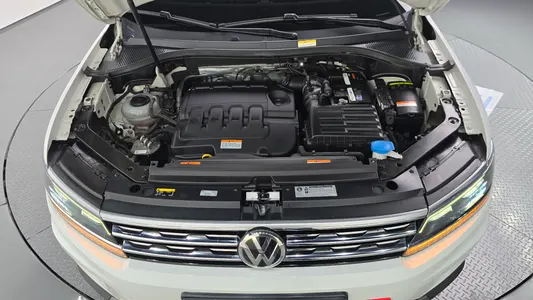Volkswagen 2 2.0 TDI 4 2020 6