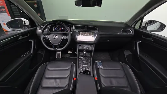 Volkswagen 2 2.0 TDI 4 2020 7