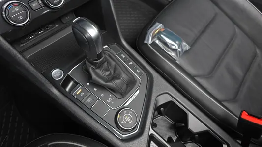 Volkswagen 2 2.0 TDI 4 2020 9