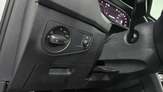 Volkswagen 2 2.0 TDI 4 2020 17