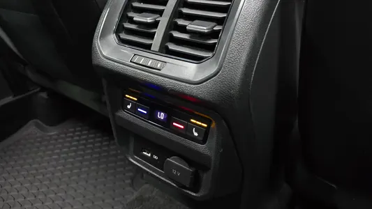 Volkswagen 2 2.0 TDI 4 2020 18