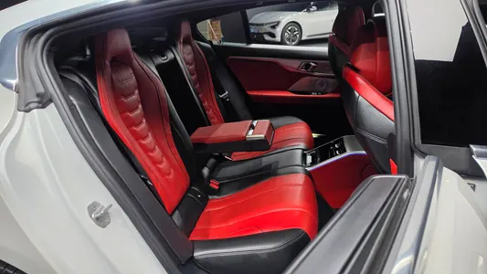 BMW 8 Series (G15) 840d xDrive M 2021 11