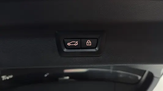BMW iX3 M 2023 19